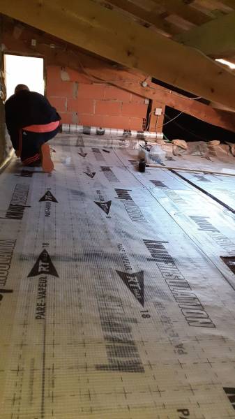 installation d'un pare vapeur pour l'isolation des combles perdus à Marseille 13