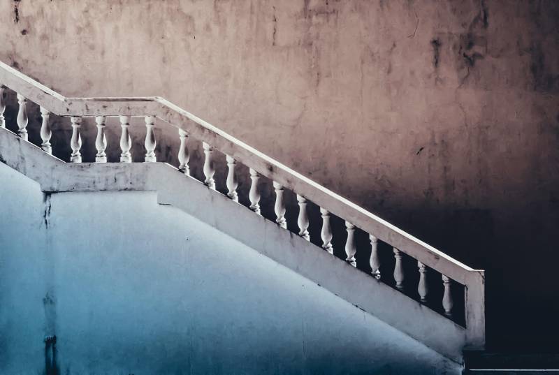 Traitement hydrofuge par injection par l'intérieur de murs enterrés à La Seyne sur Mer dans le Var