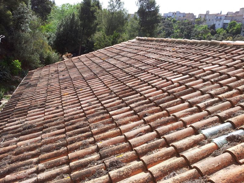 Nettoyage et  traitement hydrofuge d'une toiture sur Cassis 13260