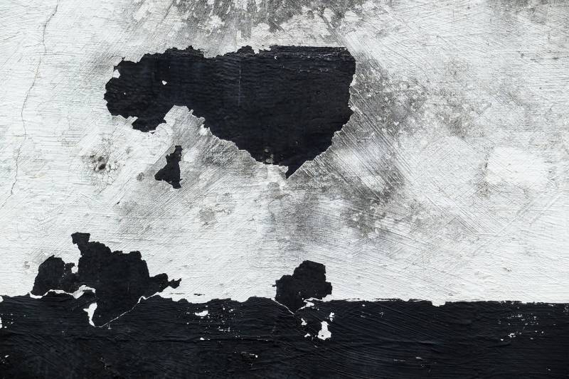 Imperméabilisation de murs enterrés à Cuers par l'intérieur pour stopper un problème de perméabilité et d'infiltration